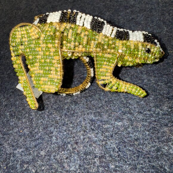 MacKENZIE CHILDS COURTLY CHECK HANDCRAFTED FROG NAPKIN RINGS NWT Beaded & Gold - Picture 7 of 14